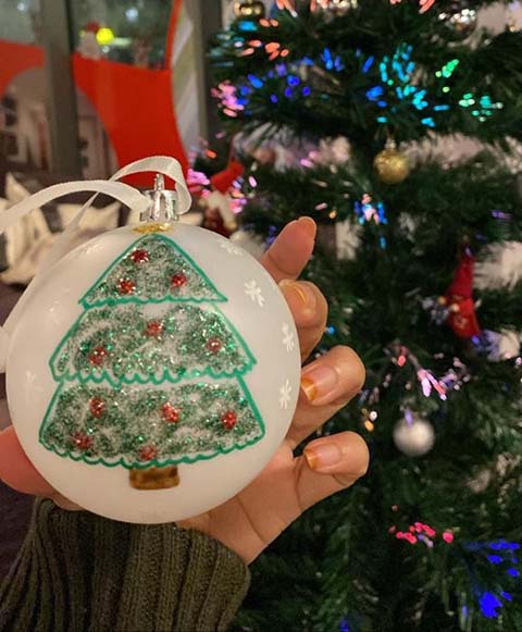 decorating Christmas ornaments