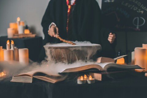 Wizard casting spell